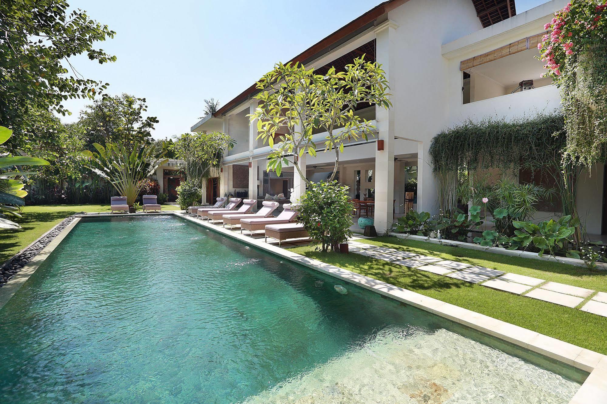 Villa Bali Asri Batubelig เซมินยัค ภายนอก รูปภาพ